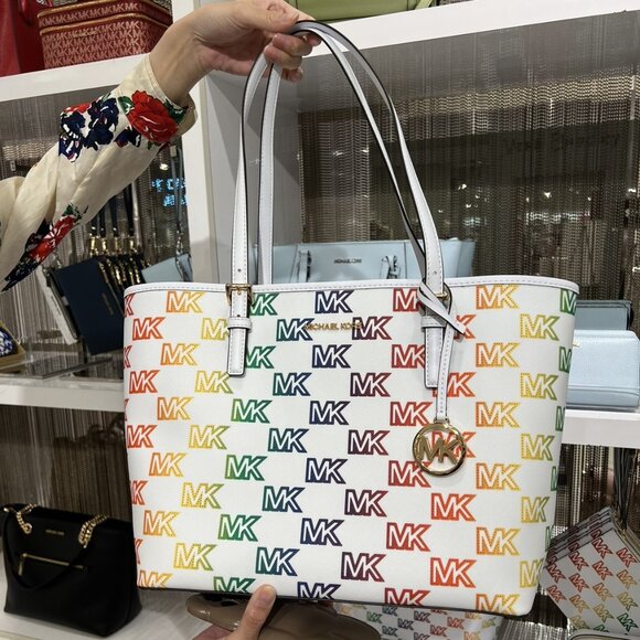 MICHAEL KORS JET SET TRAVEL OPTWHT MULTI MD CARRYALL TOTE - Picture 1 of 2